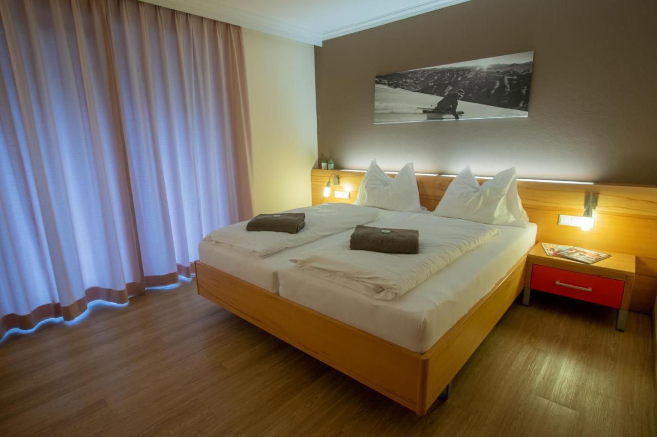 Double Room Balcony,1318714201:JPEG