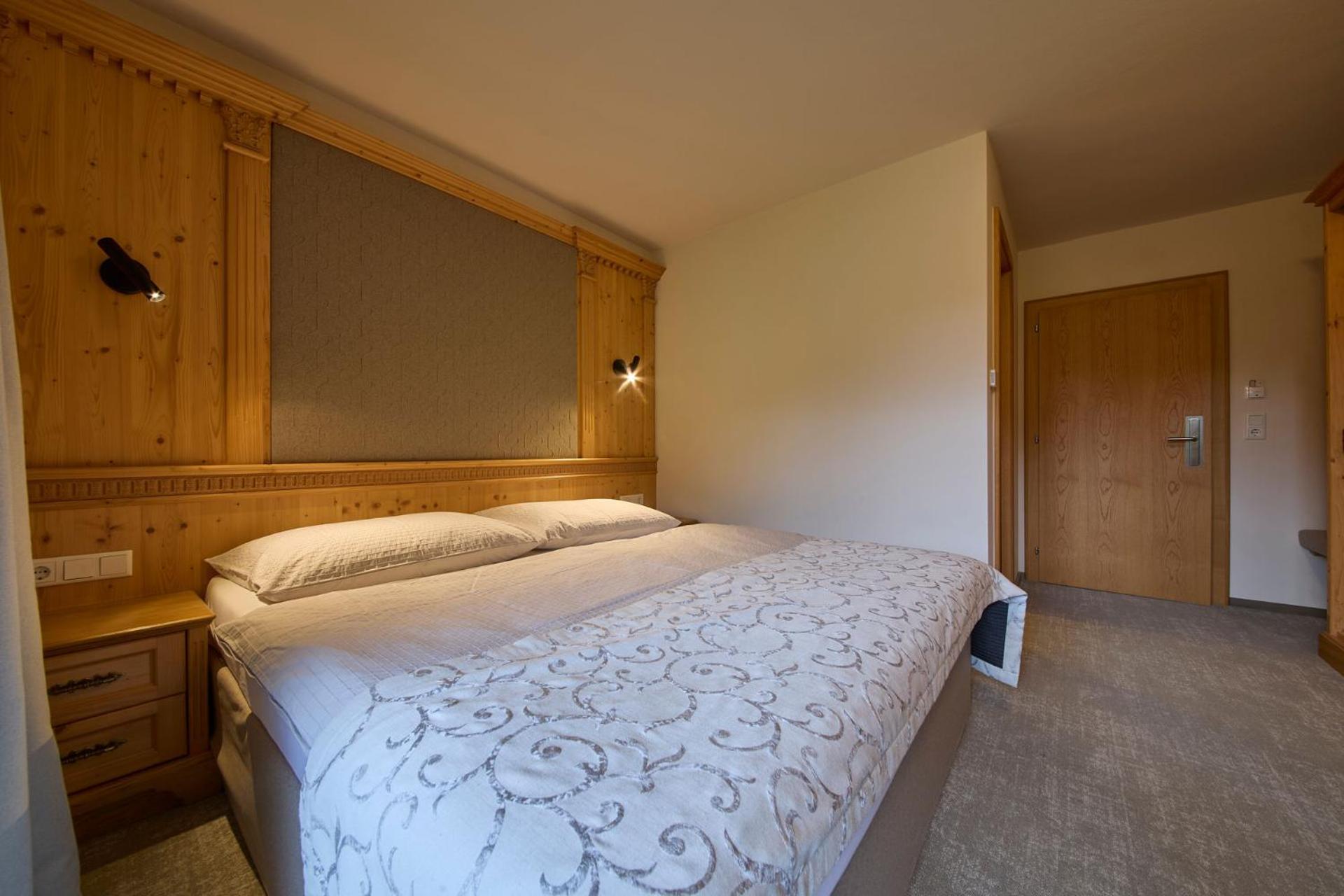 Double Room Balcony,1617457162:JPEG